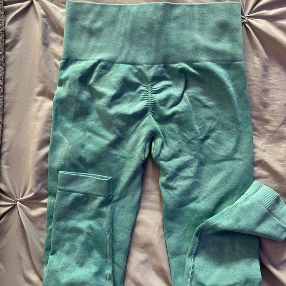 Gymshark camo legging - Picture 1 of 3